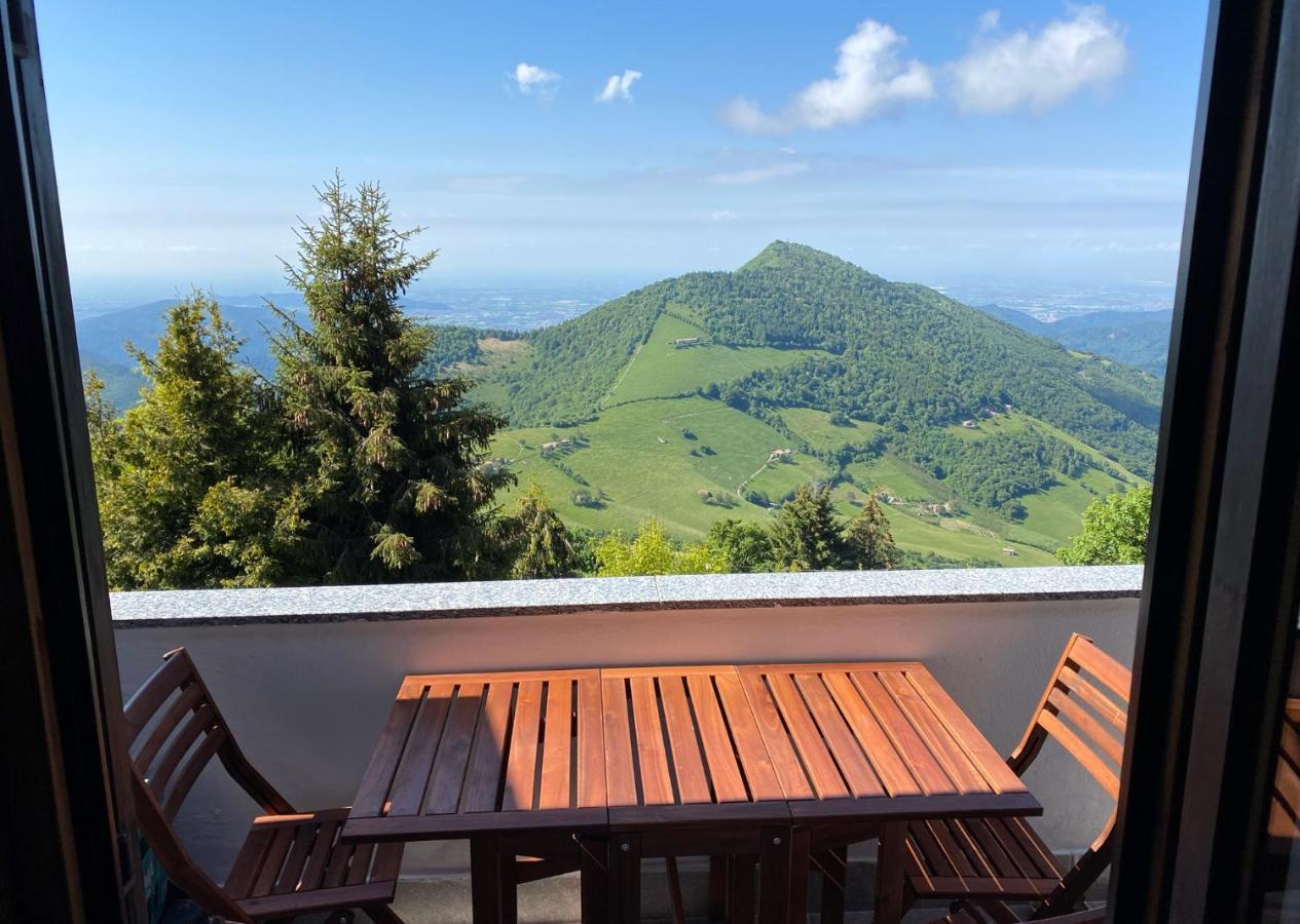 Panorama 1200, In The Heart Of The San Fermo Hills Lejlighed Adrara San Rocco Eksteriør billede