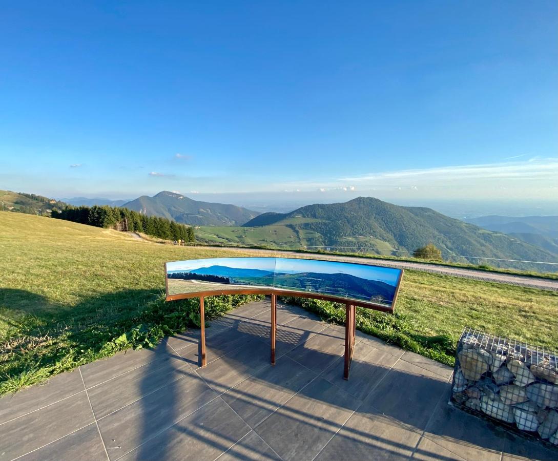 Panorama 1200, In The Heart Of The San Fermo Hills Lejlighed Adrara San Rocco Eksteriør billede