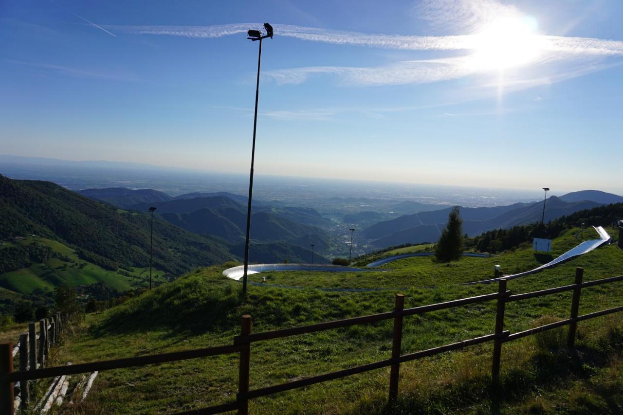 Panorama 1200, In The Heart Of The San Fermo Hills Lejlighed Adrara San Rocco Eksteriør billede