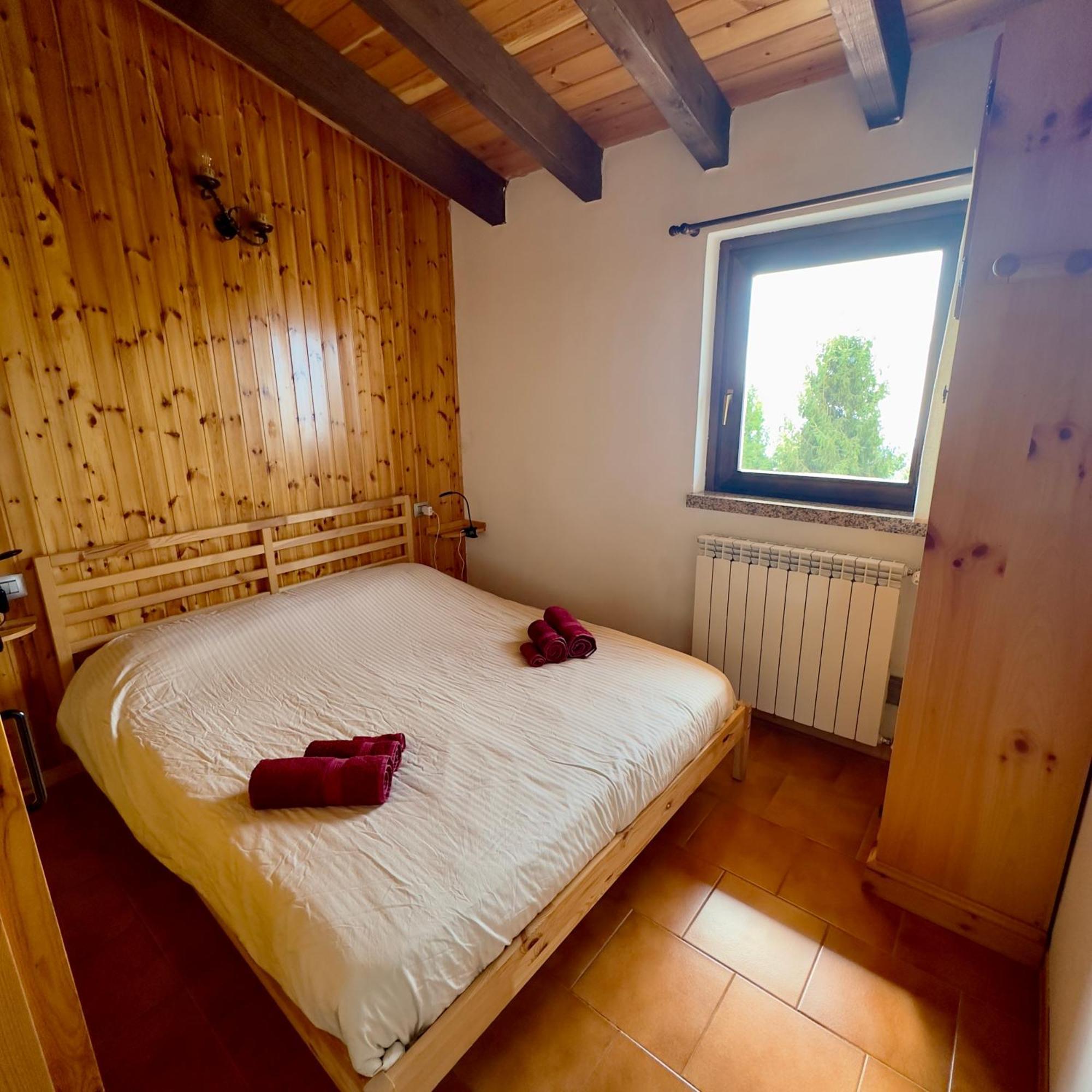 Panorama 1200, In The Heart Of The San Fermo Hills Lejlighed Adrara San Rocco Eksteriør billede